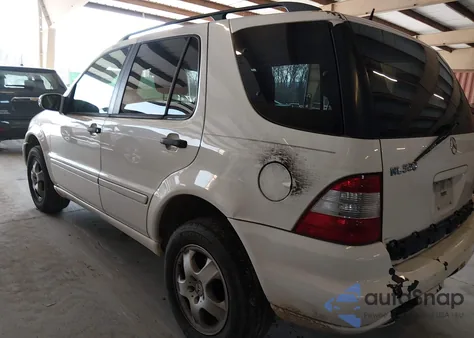 2004 Mercedes-Benz Ml 350 4Matic z USA, uszkodzony, nr VIN 4JGAB57E14A470188